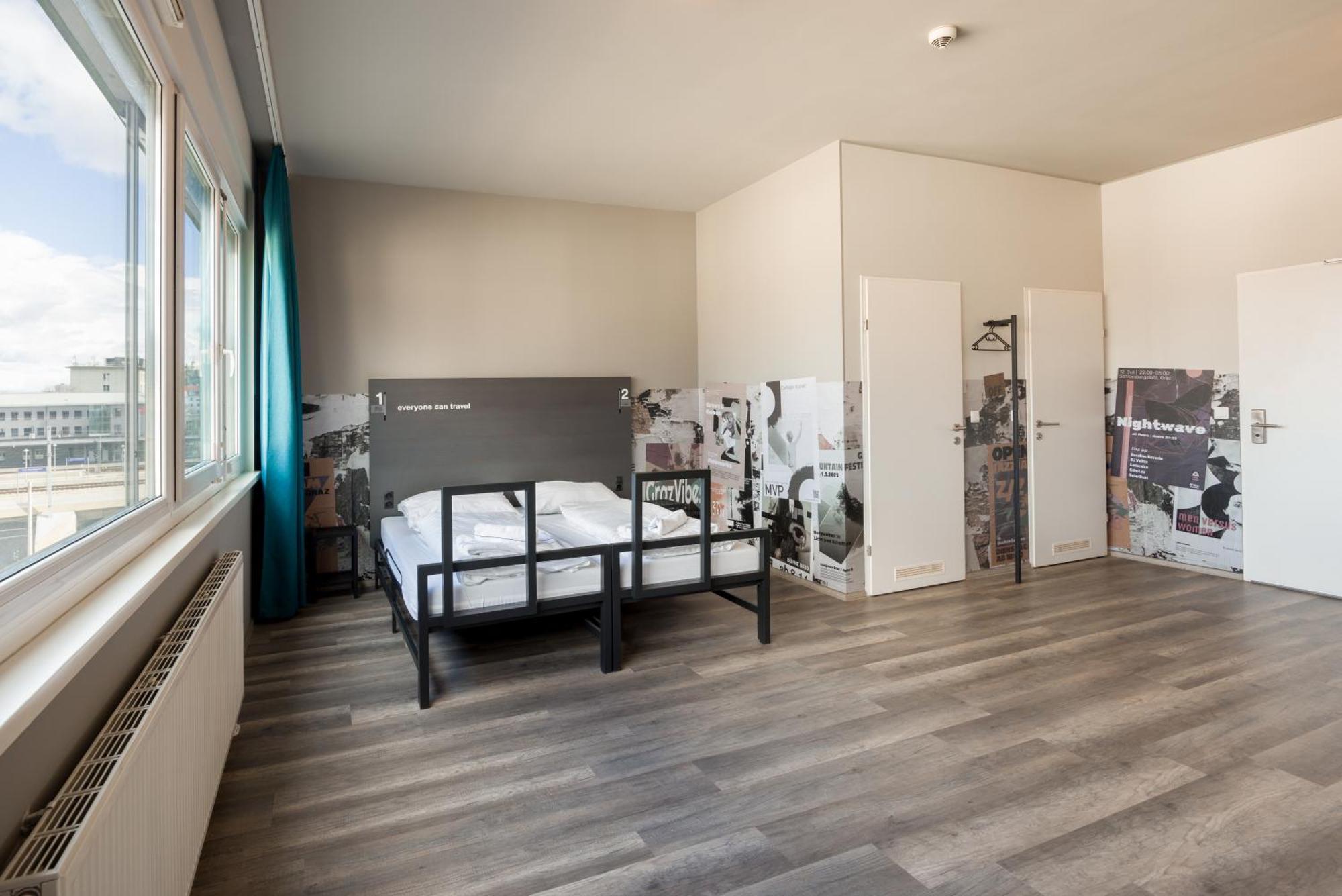 A&O Graz Hauptbahnhof Hostel Bagian luar foto